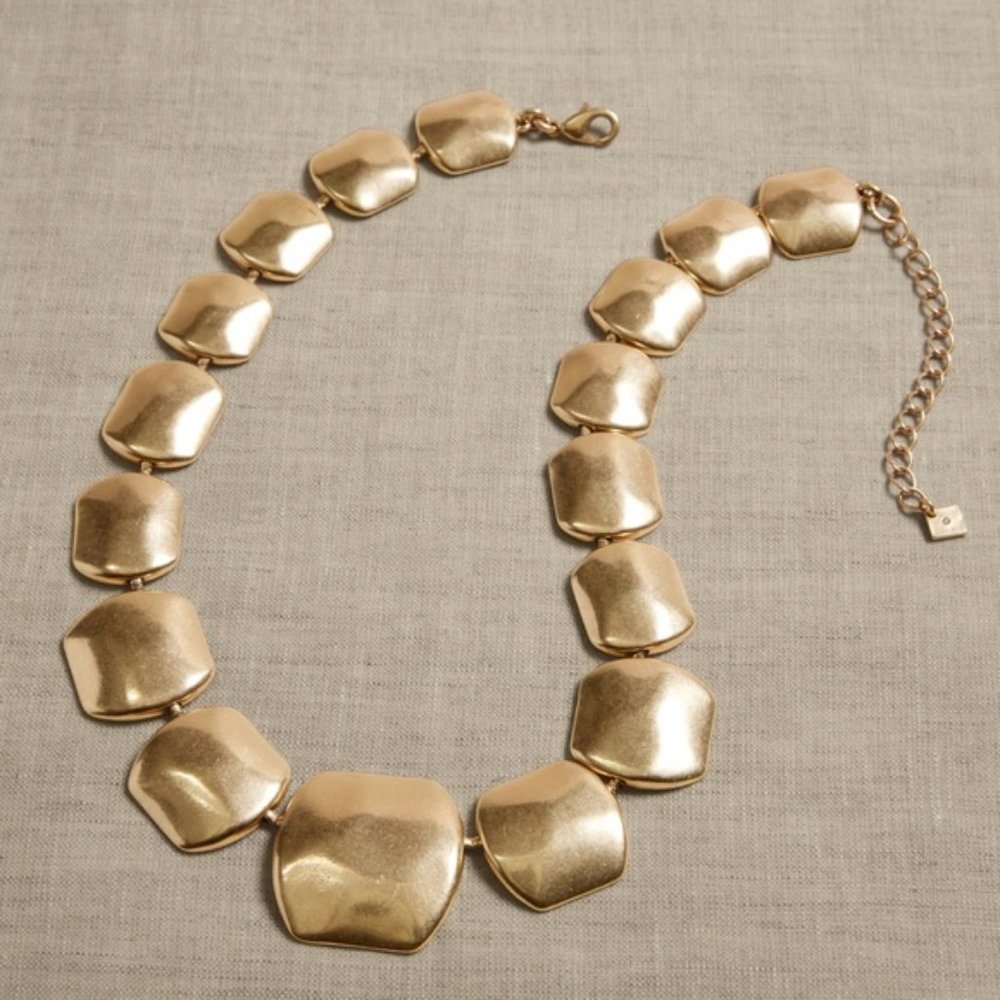 BANANA REPUBLIC VINTAGE SQUARE NECKLACE